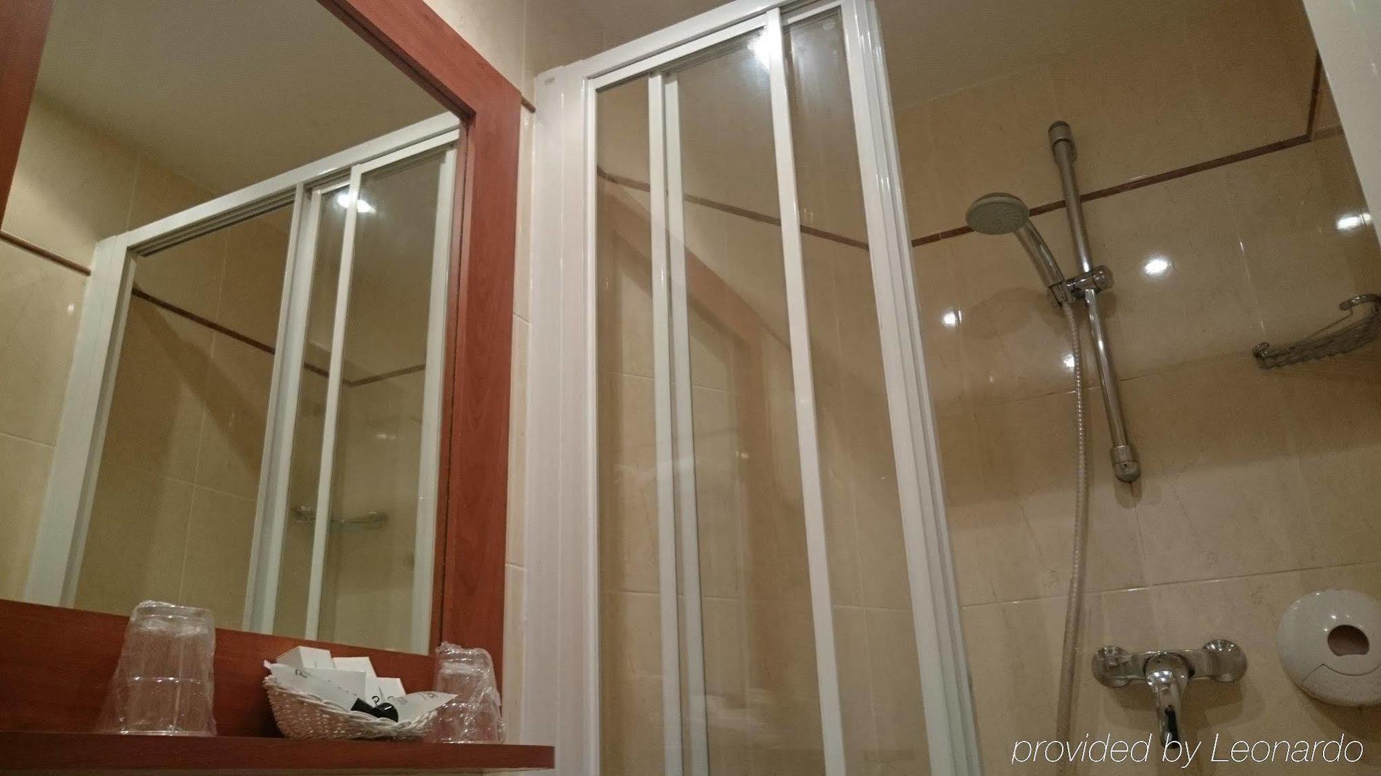 Hotel De Geneve Paris Dış mekan fotoğraf